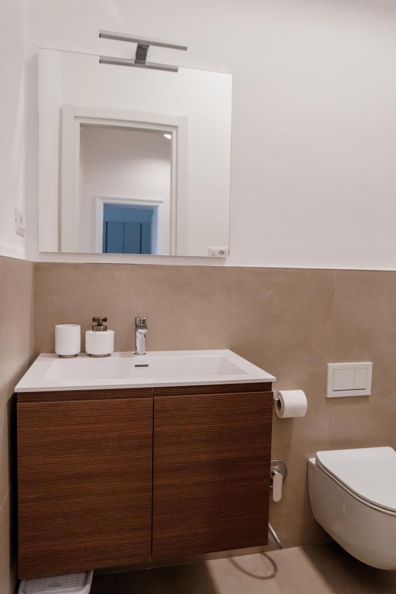 Poesis Suite Bari Bagian luar foto