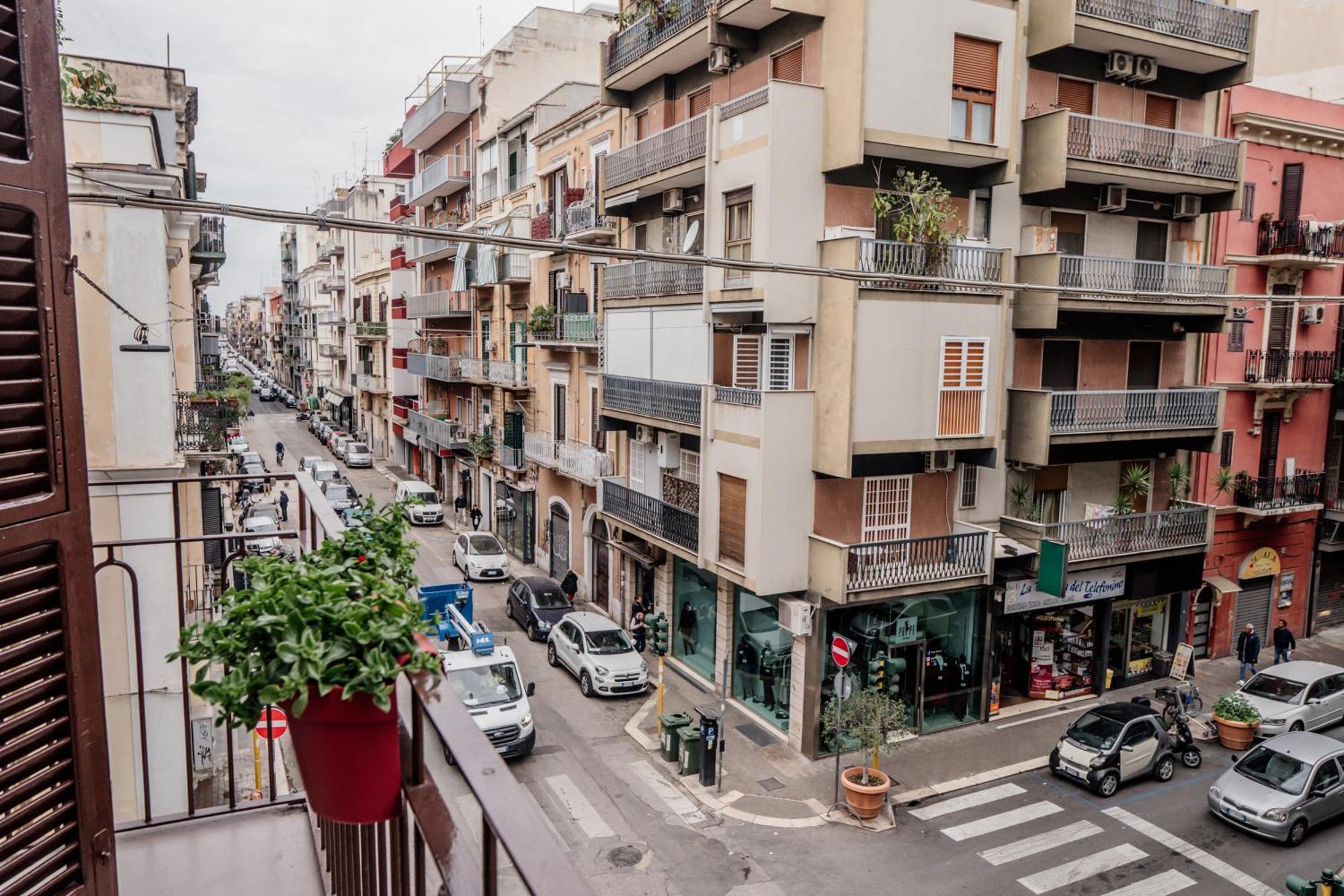 Poesis Suite Bari Bagian luar foto