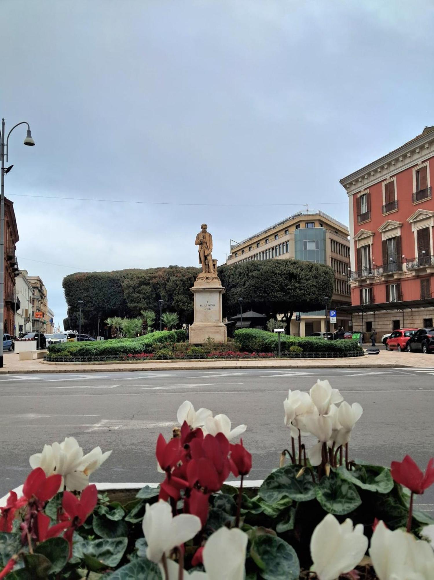Poesis Suite Bari Bagian luar foto