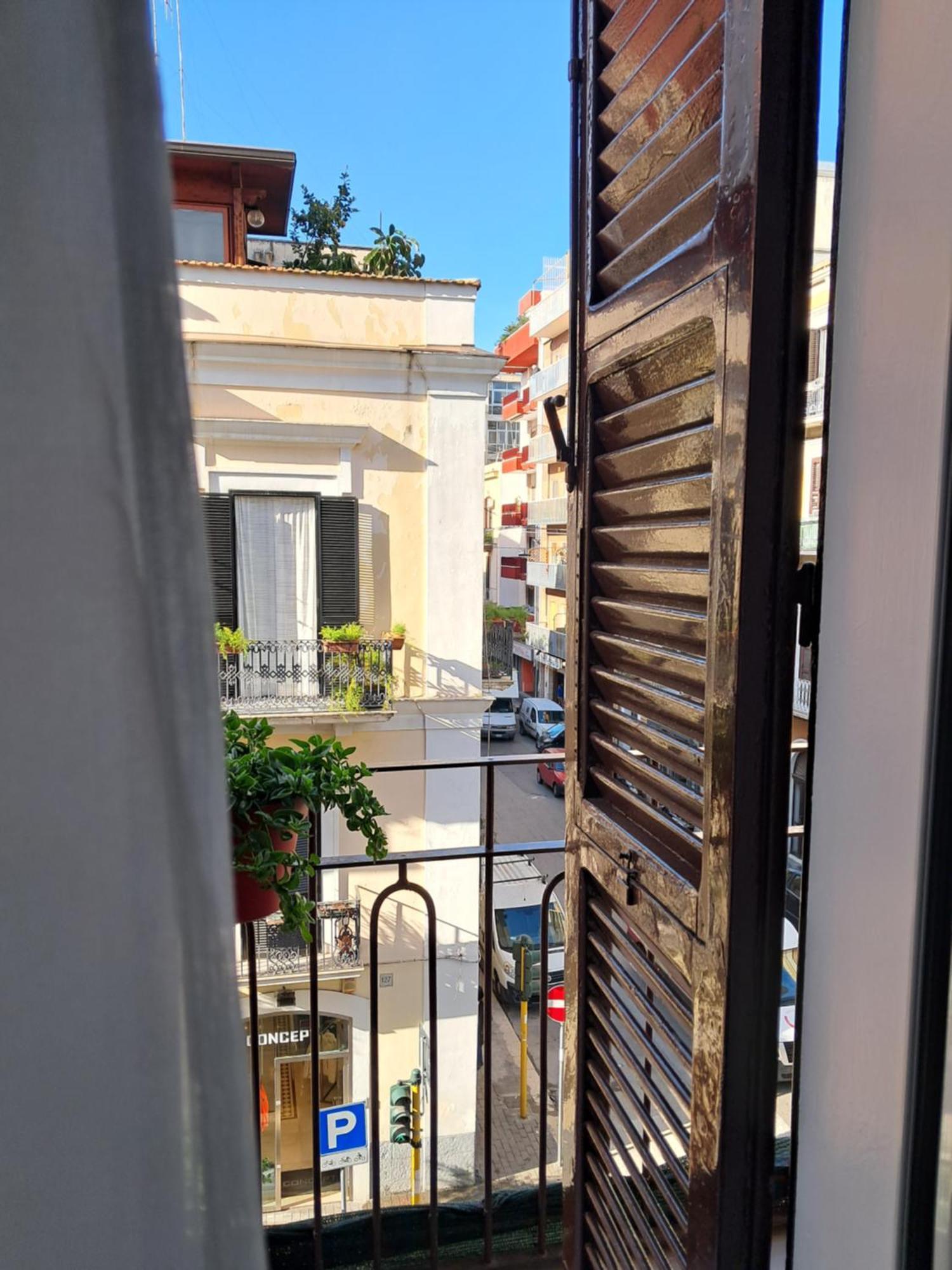 Poesis Suite Bari Bagian luar foto